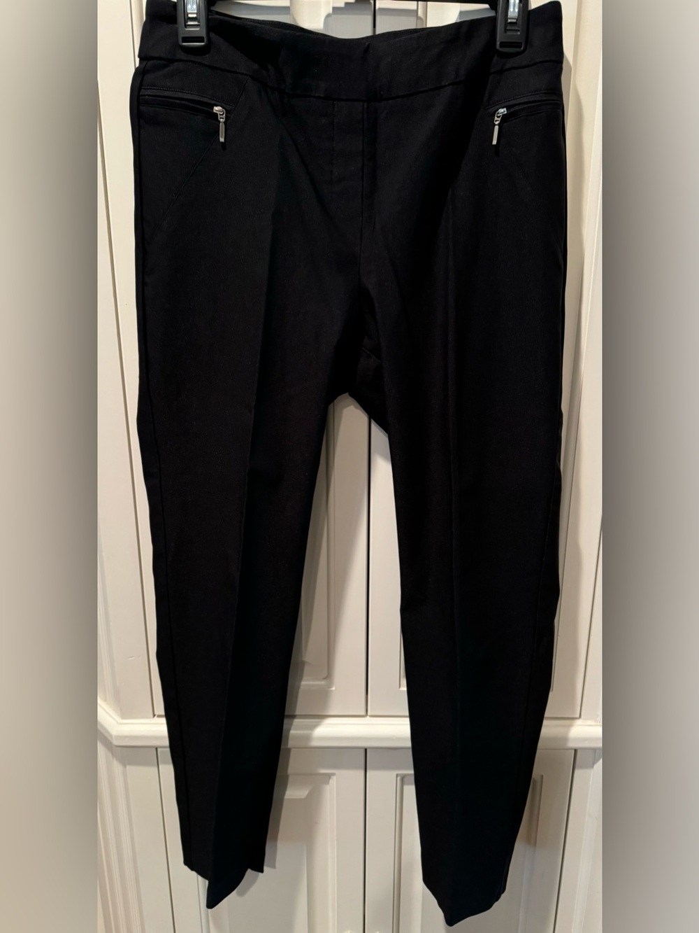 Women’s Black Stretch Pull On Dress Pants - Sleek Zip Pocket Design by SOHO - M
